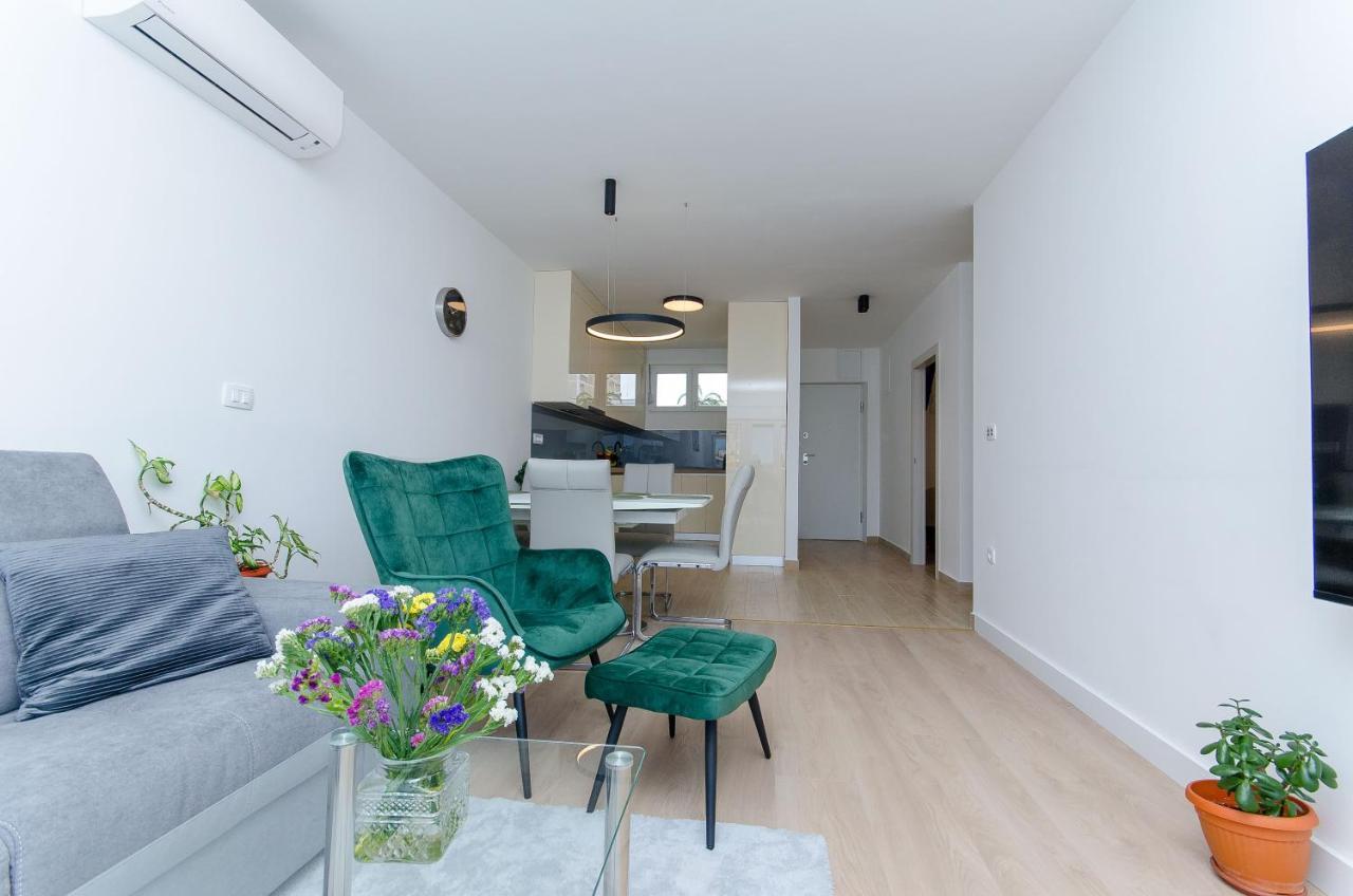 Modern Living Apartment Airy Split Luaran gambar