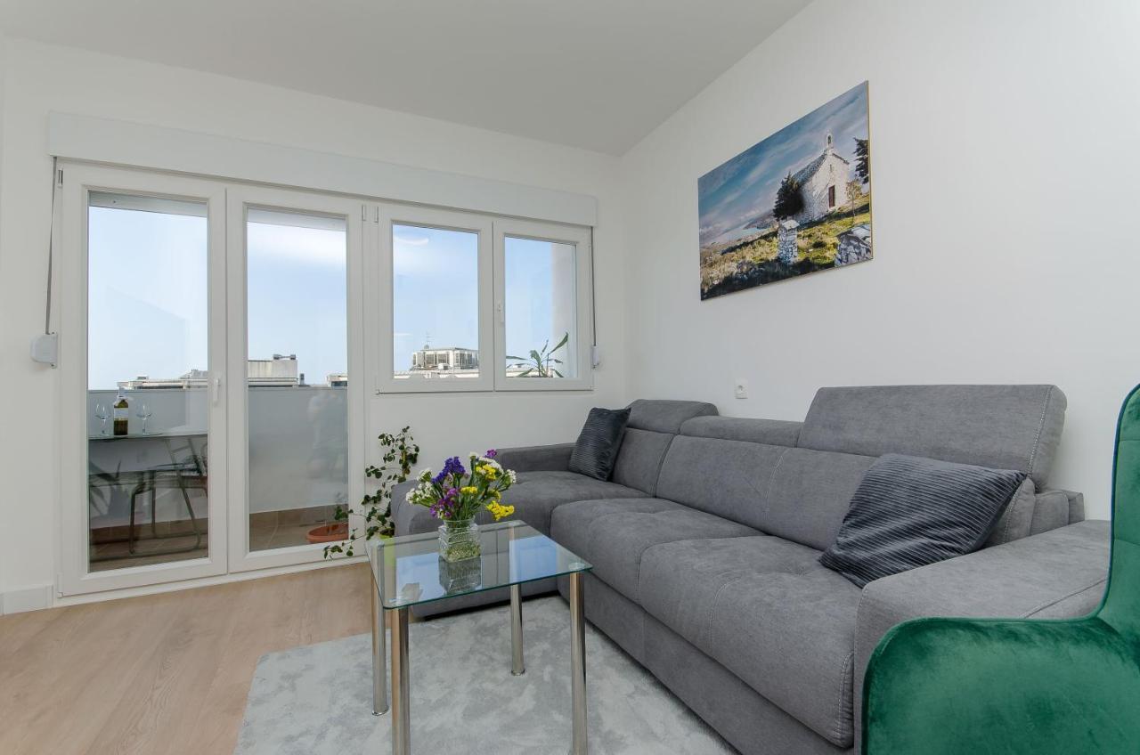 Modern Living Apartment Airy Split Luaran gambar
